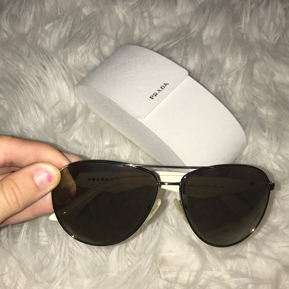Authentic Prada sunglasses - Picture 2 of 3
